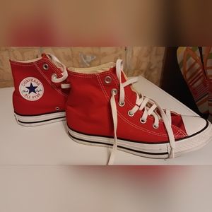 Converse Hightops